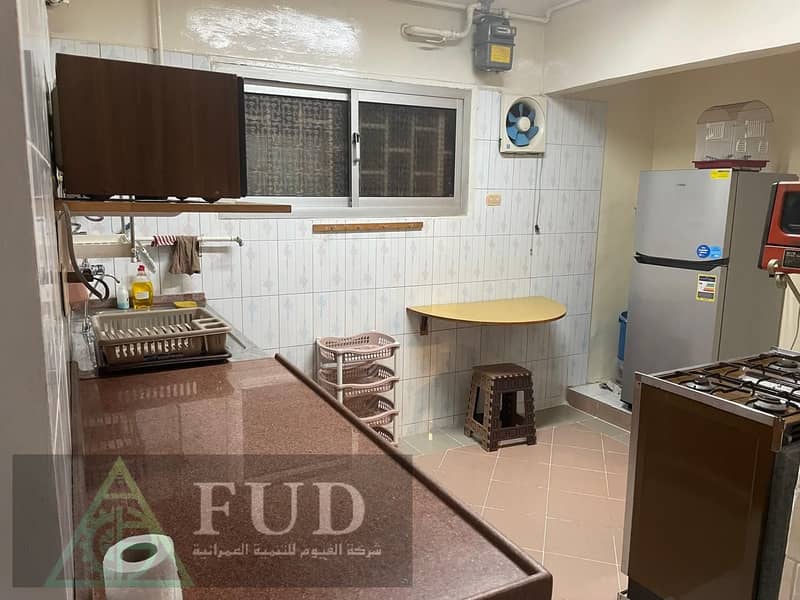 9 e821ad39-0c12-45ed-9481-3f7383540403. jpg