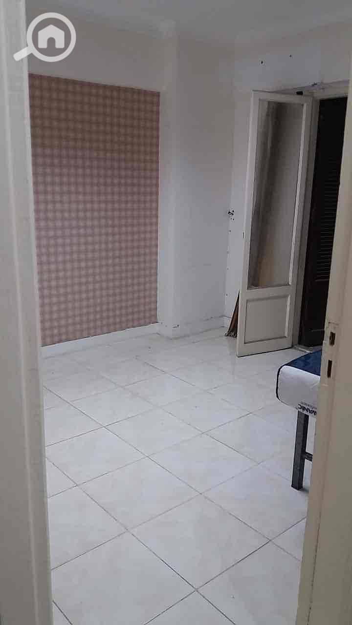 3 e2fe27f1-fcc9-4429-8388-a55444d08d43. jpg