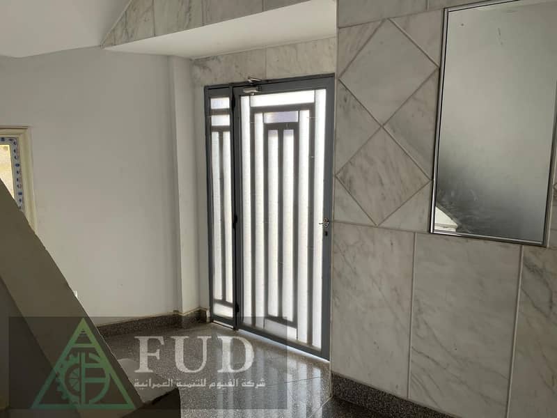 4 9989d183-d86f-407f-87b5-ef033a1eaa5c. jpg