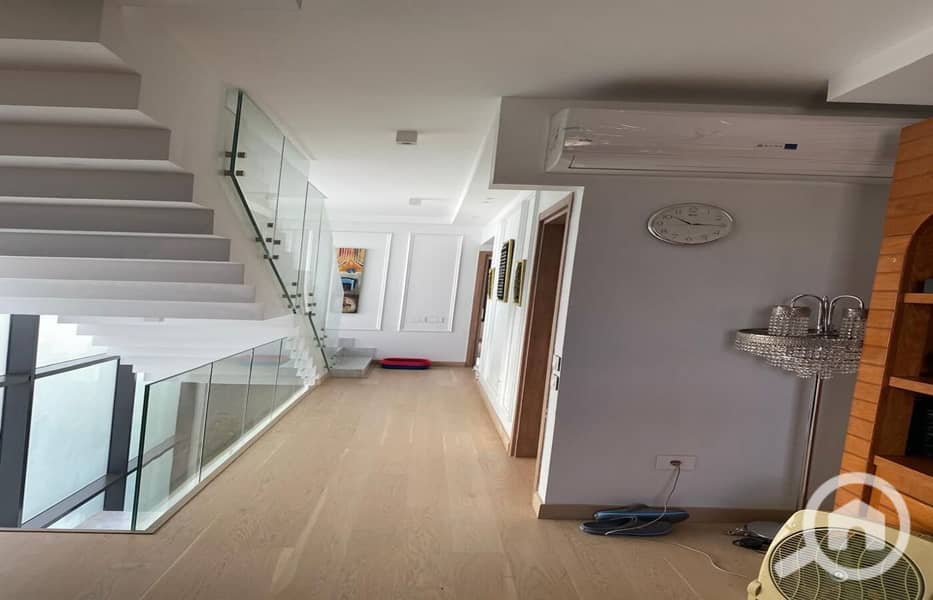 7 WhatsApp Image 2025-12-02 at 12.52. 13 PM (2). jpeg