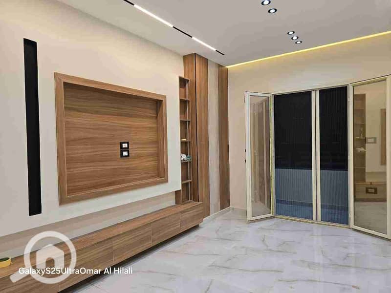 1000662807. jpg 1000662807. jpg