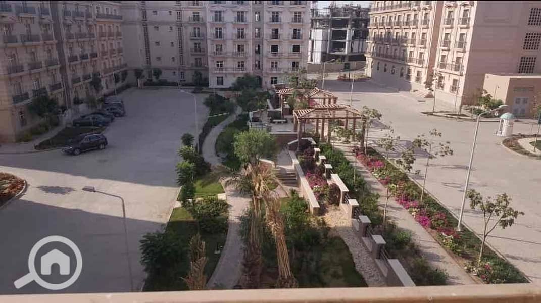 2 086f8c14-c395-4100-83ed-0b5fb8f54cb6. jpg