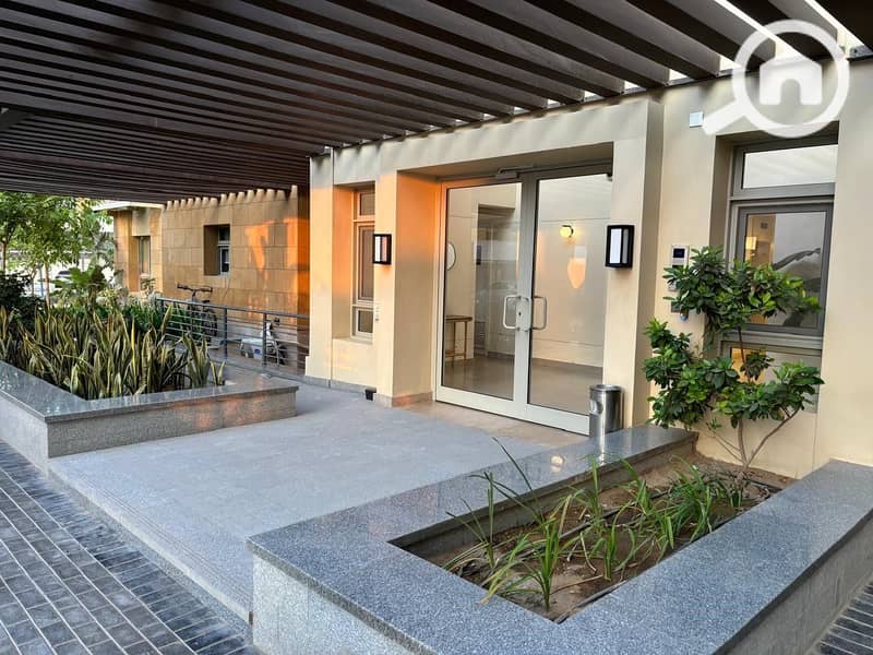 7 056c4d29-cba6-4dfe-8b6a-be3a0a0fa134. jpg