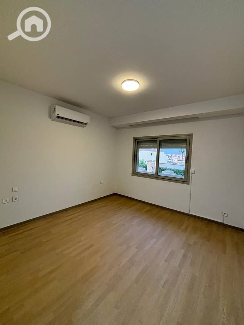 8 57d5b6ba-9638-48fc-ab1b-738d33f624b2. jpg