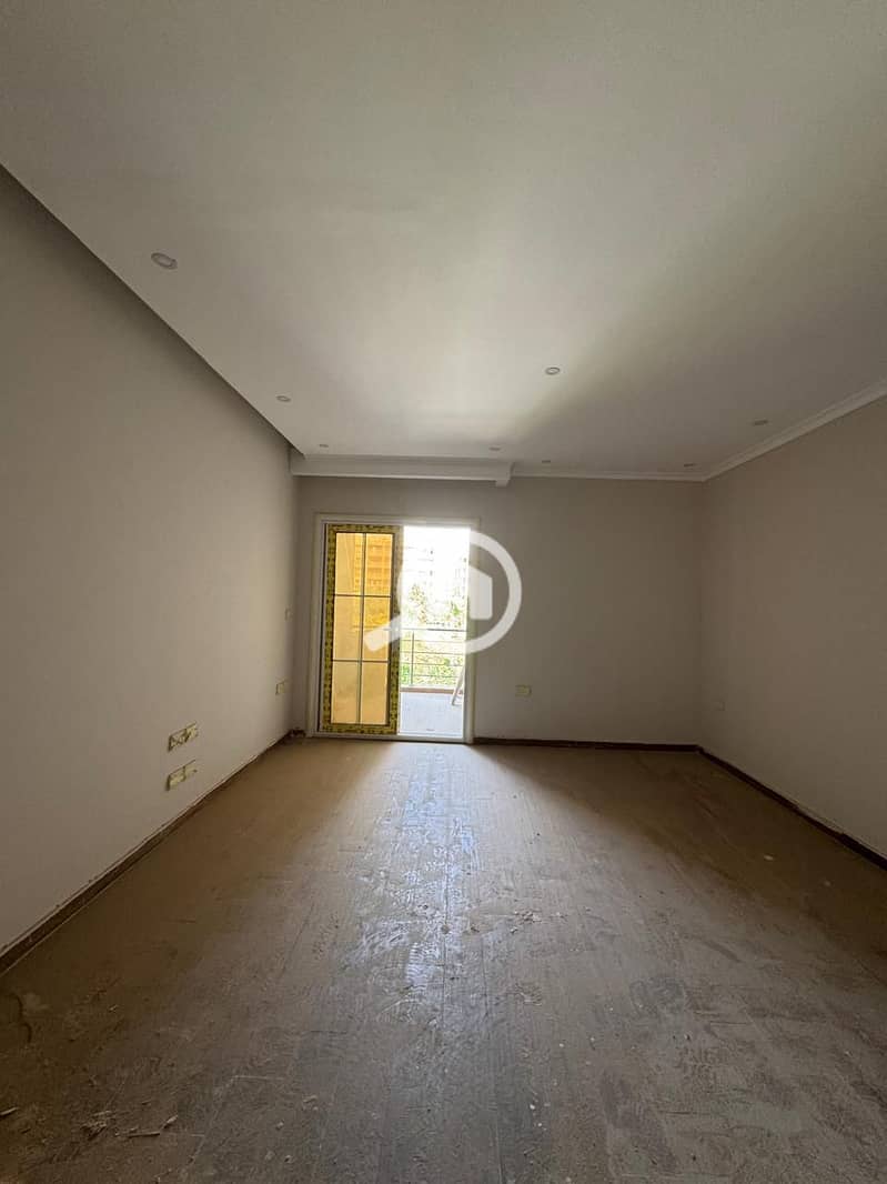 5 9b6adbba-d845-4310-9967-c2159cfb5499. jpeg