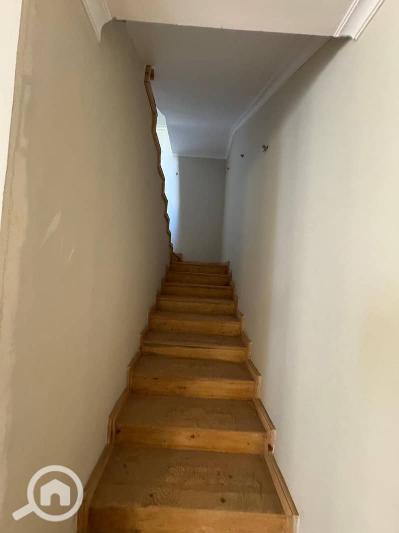 13 dea069d4-b6dc-424e-968a-f0709c8a7e35. jpeg