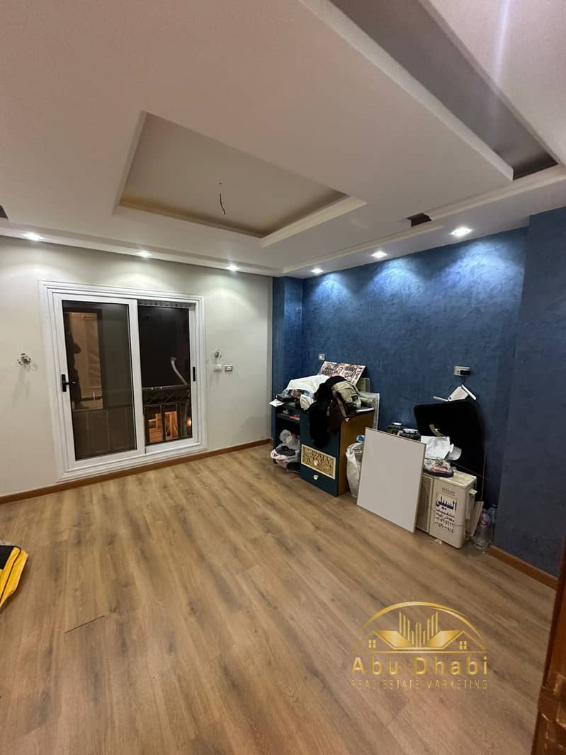 4 21660eb8-092b-4f6b-a4c6-e19461416cf3. jpg