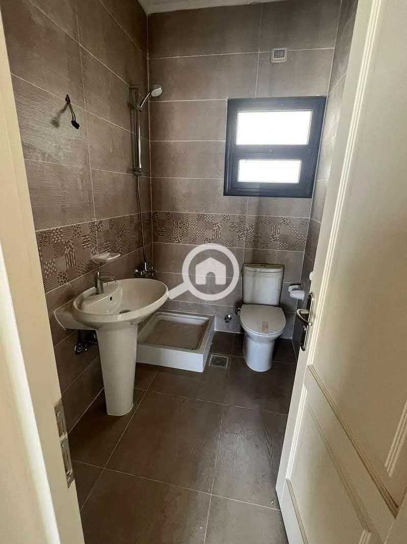 7 IMG-20251020-WA0304. jpg