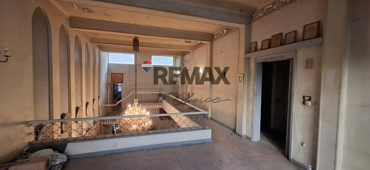 For rent, a villa with a commercial license in a prime location in Heliopolis.