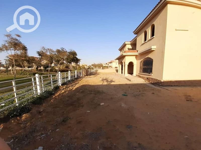 8 122198421_835647813894136_1548069298748599386_n. jpg