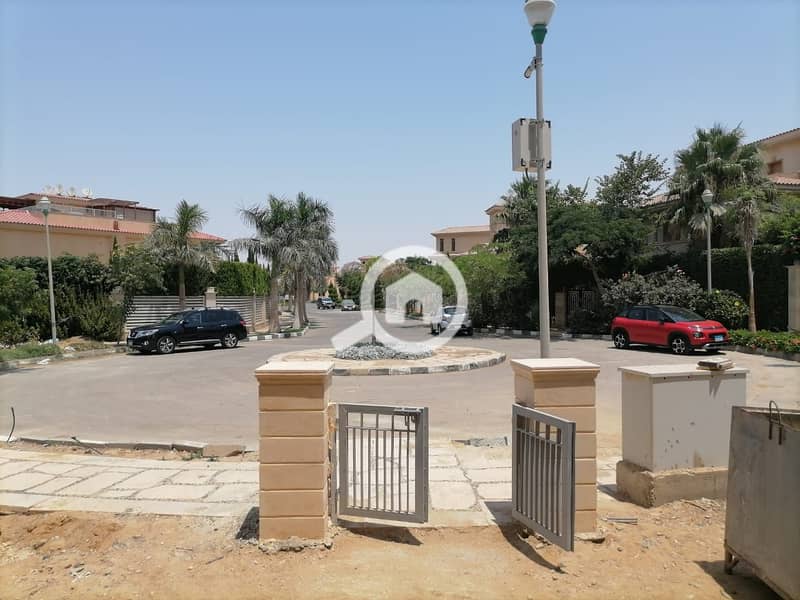 3 9a9efb03-65db-4d68-80de-619b7126e3a9. jpg