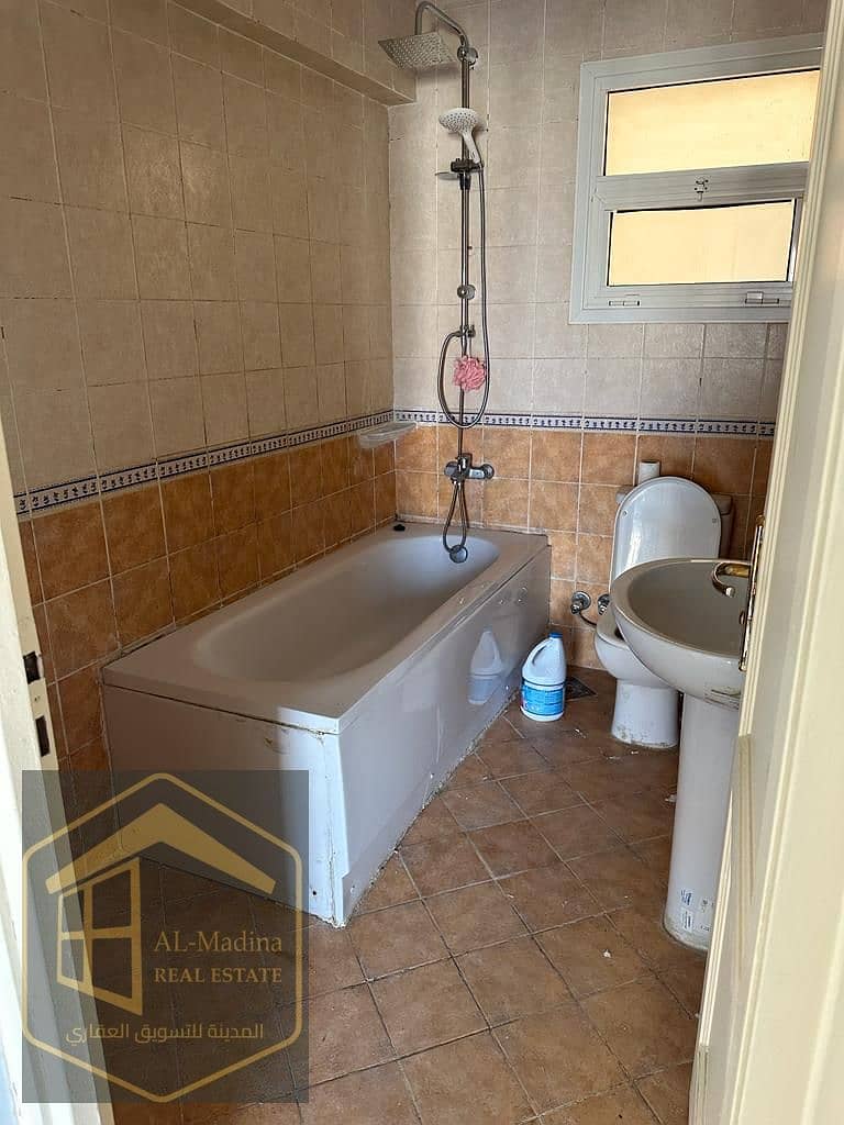 14 WhatsApp Image 2025-12-14 at 19.51. 46 (2). jpeg