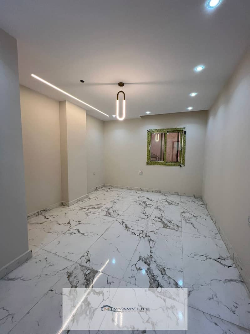 11 WhatsApp Image 2025-10-21 at 4.52. 27 PM (2). jpeg