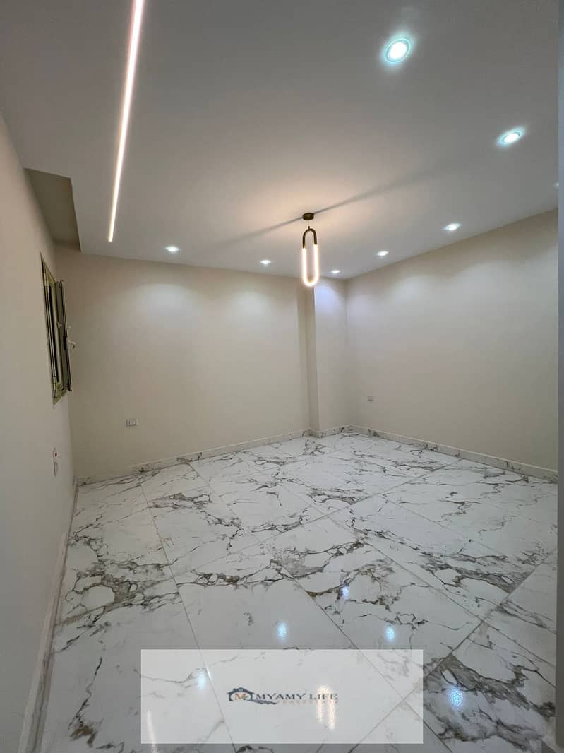 16 WhatsApp Image 2025-10-21 at 4.52. 30 PM (1). jpeg