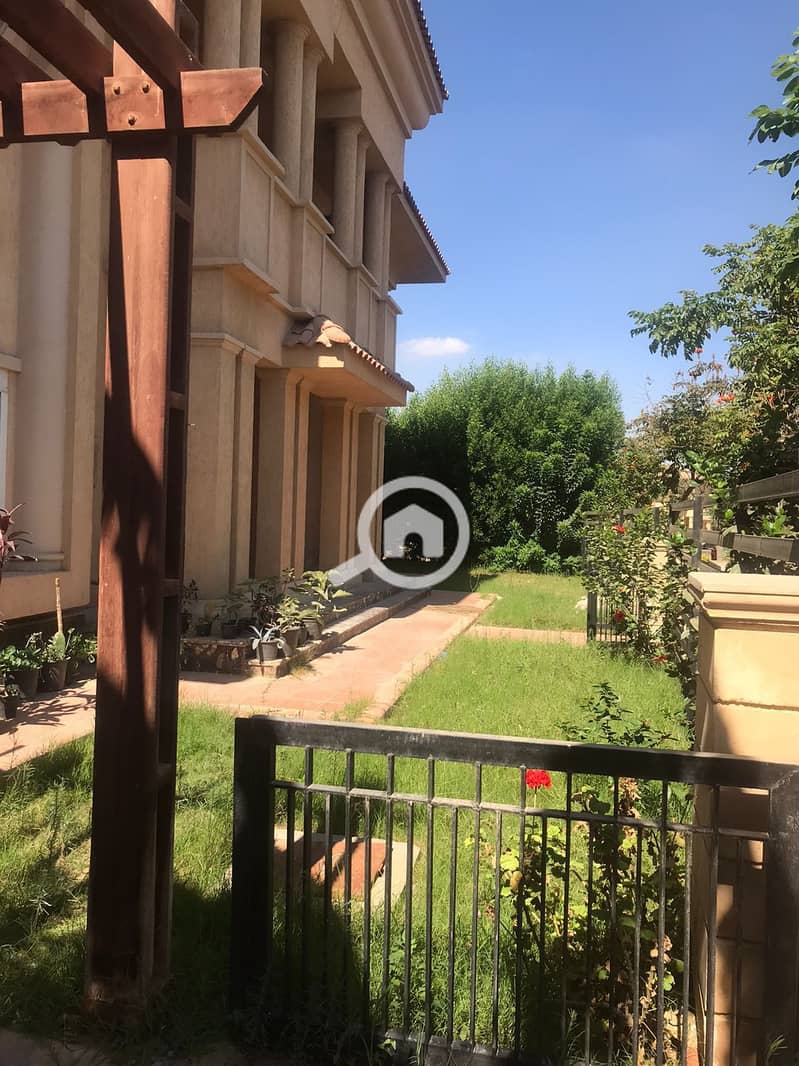 5 19f05a2a-f464-4e3b-9cd6-bbb420695466. jpg