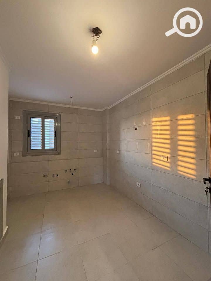 5 590007901_858831553199224_3396115886594140868_n. jpg