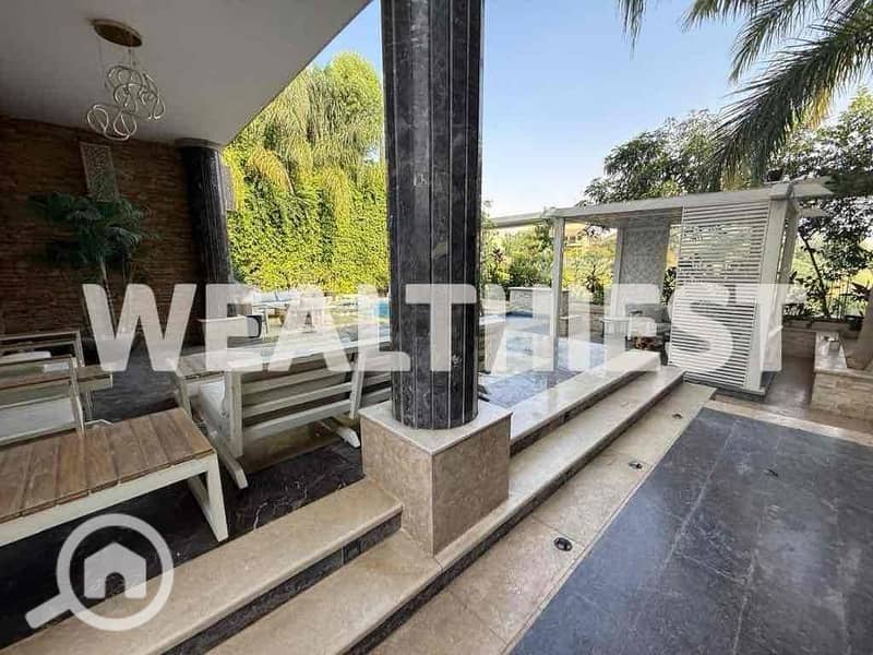 32 d83842ca-e9ca-4f42-ad4f-2e5e5f6112bd. jpg