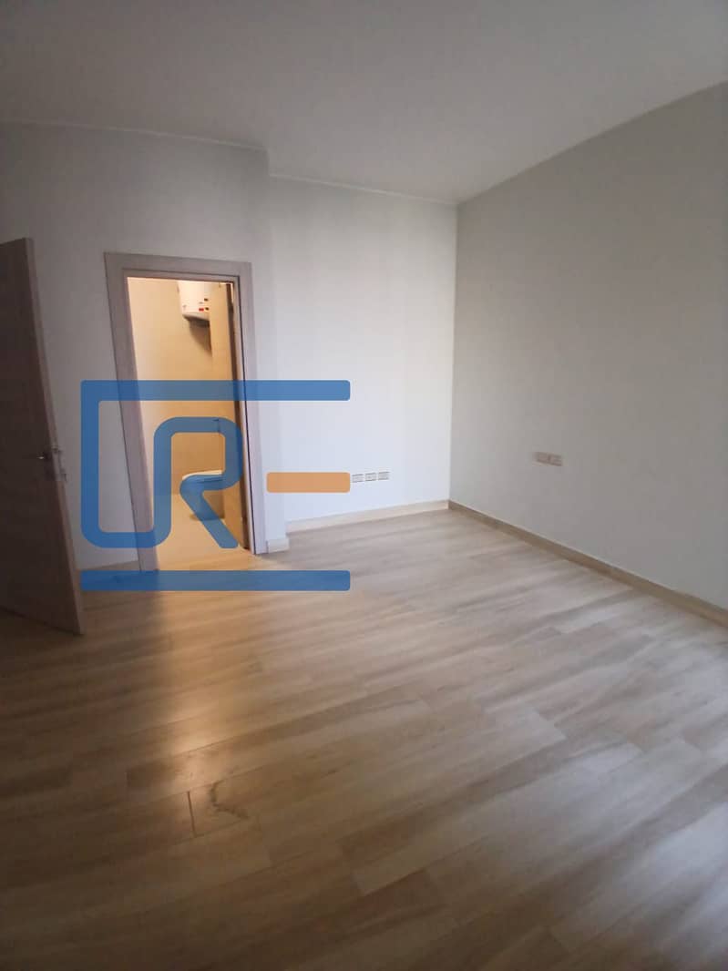 15 WhatsApp Image 2025-12-01 at 2.23. 47 PM (3). jpeg