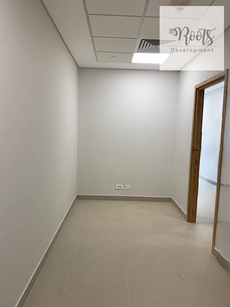 4 WhatsApp Image 2022-02-06 at 9.06. 28 PM (1). jpeg