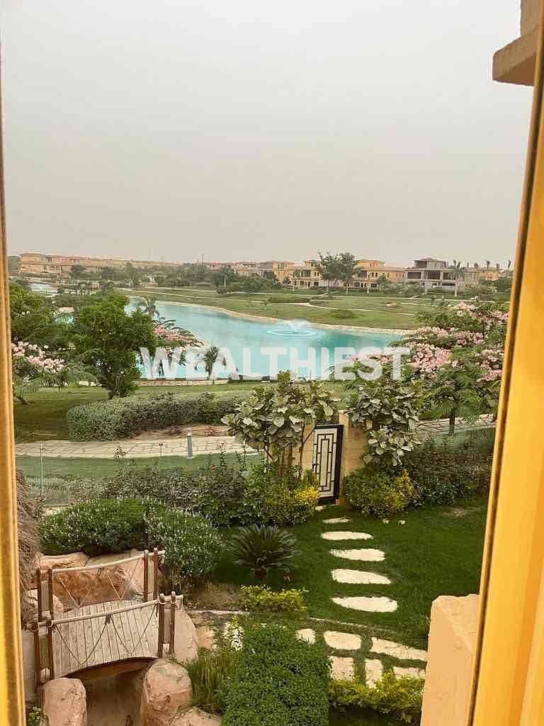 7 e781f926-fc4e-4d26-8f4b-94d9bd22e453. jpg