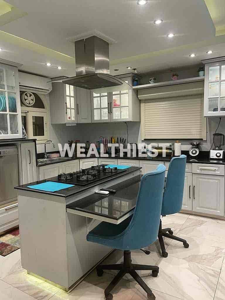 10 1bb472d3-b548-46b7-90e5-da178f090390. jpg