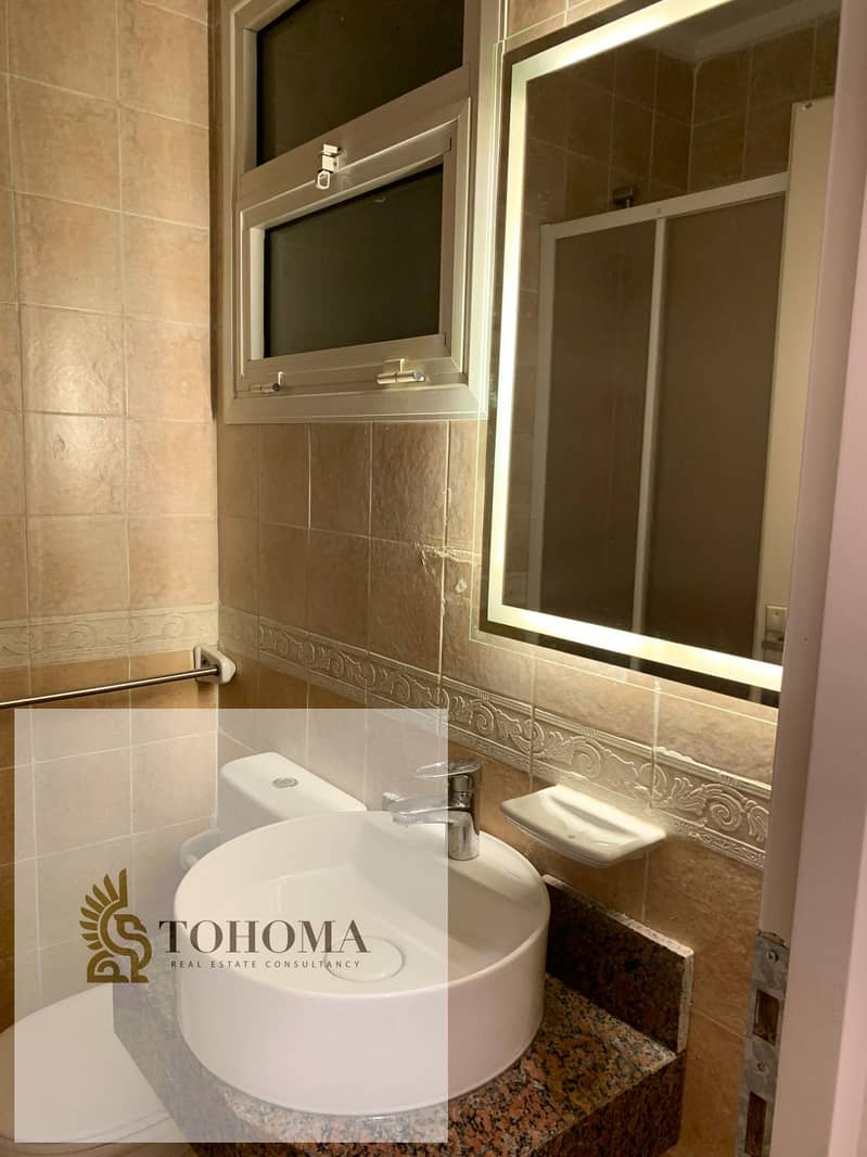 7 33ef38b7-a0bf-47da-8cbe-dbb886191db8. jpg