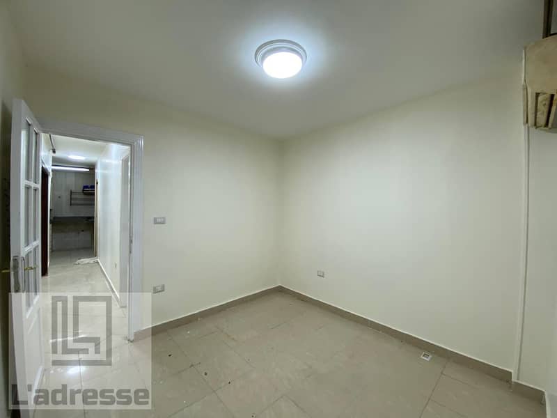 4 WhatsApp Image 2025-11-21 at 15.29. 30_6adaf3c6. jpg