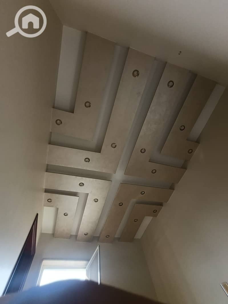 6 46fb28c5-0ae4-4e50-afa7-cb20054b9830. jpeg