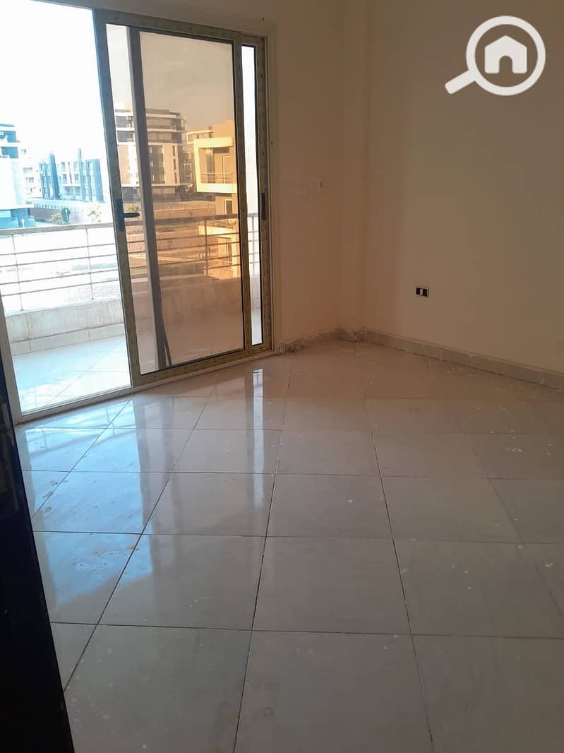 9 WhatsApp Image 2025-10-13 at 16.24. 11_0441ba4c. jpg