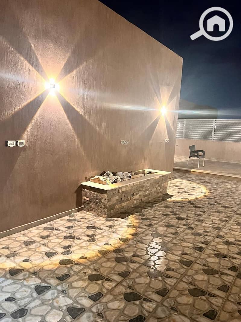 11 0889221c-b881-4495-a8f9-24d0f91b80cc. jpeg