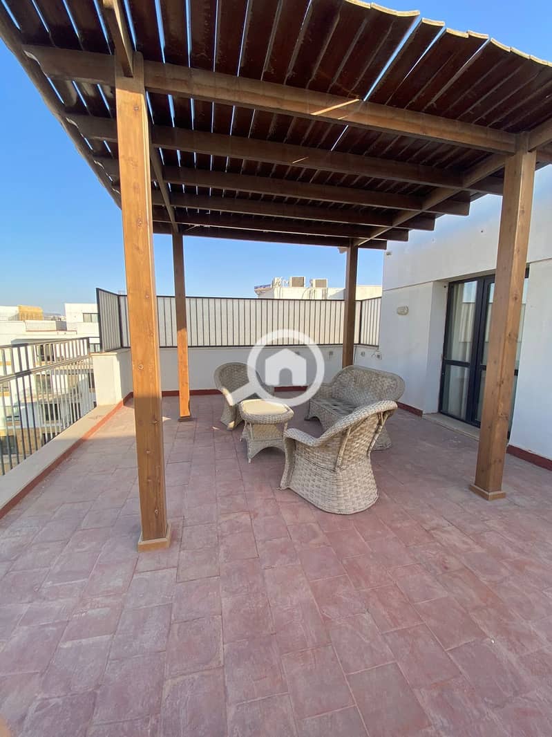 8 cd6e591f-a2a7-49d3-99a5-e4df0e357d0d. jpeg