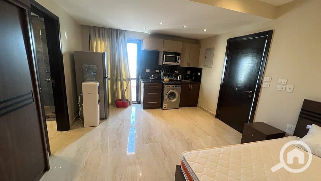 10 ce9c3d0d-e73e-4618-96f8-b7c018be6e05. jpeg