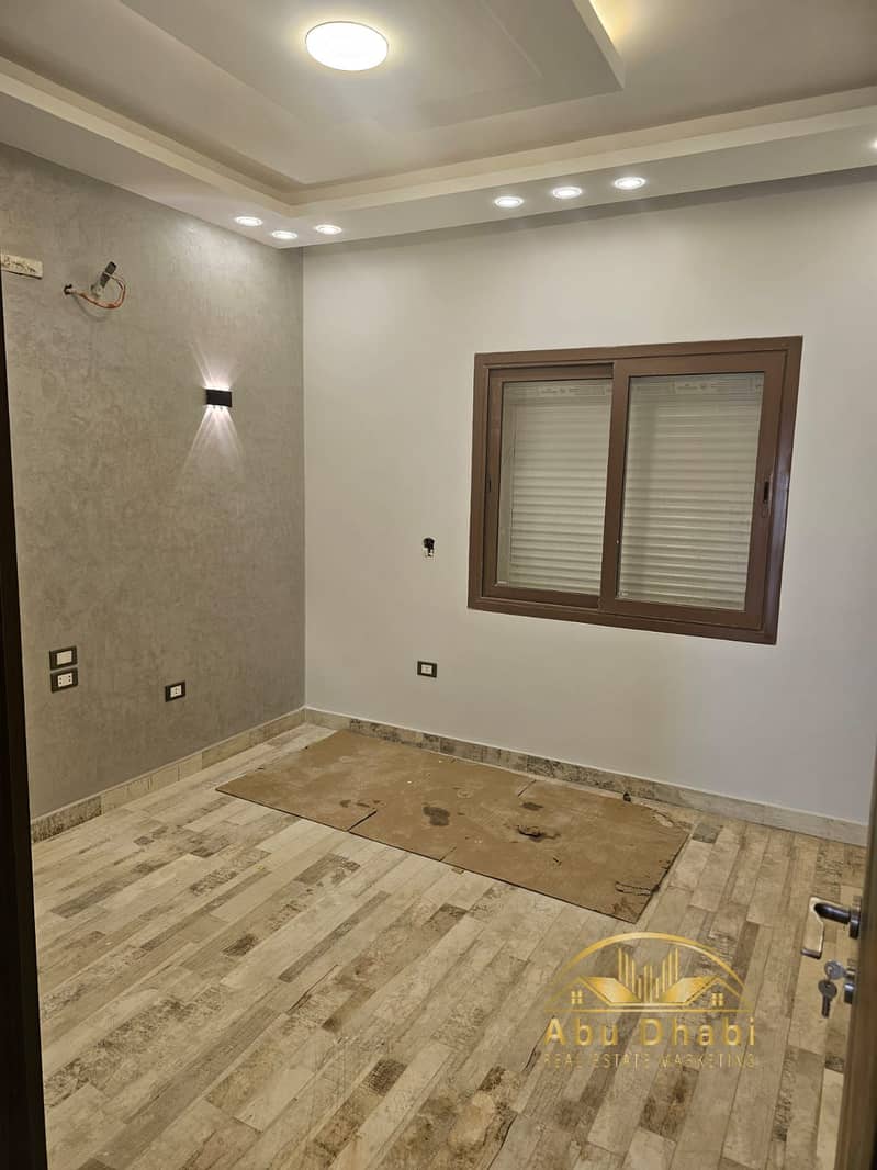 6 3c5e1850-4da0-4fa2-8336-7b78b67ed379. jpg