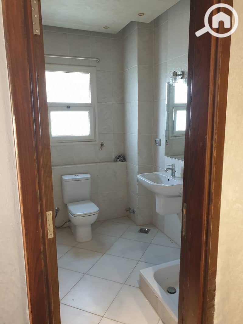 10 IMG-20251214-WA0184. jpg