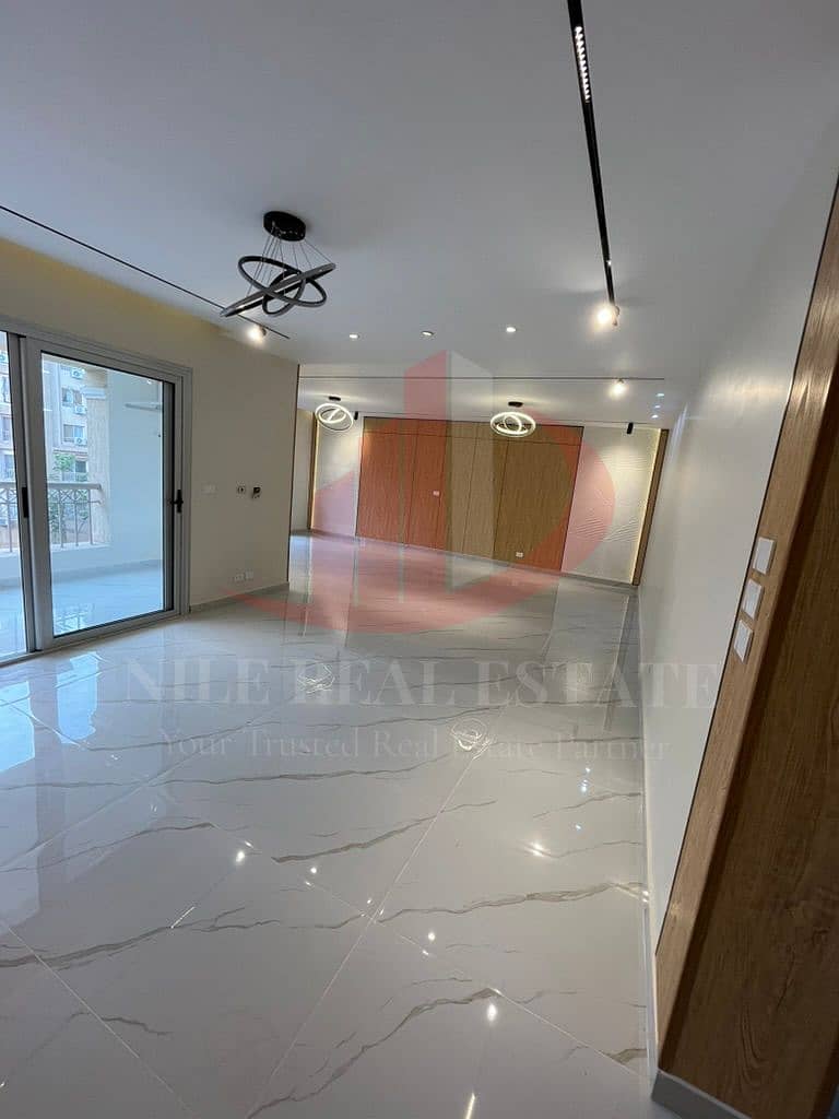 12 EA49D5D7-294E-4D9B-9CD0-A57481DFA66D_1_105_c. jpeg