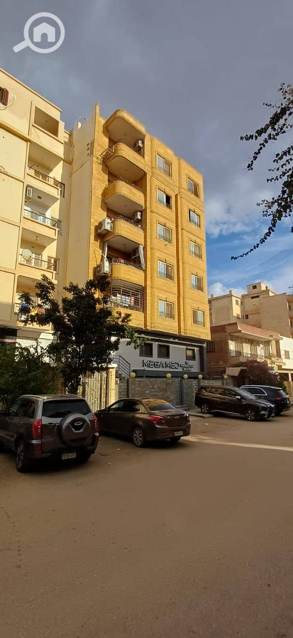 3 d048894d-97cc-49f1-b0fc-231916330c13. jpg