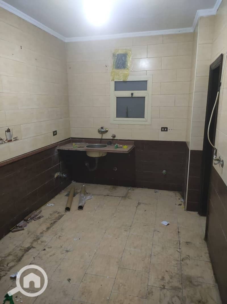 11 WhatsApp Image 2025-12-15 at 12.34. 54_815b3d0c. jpg