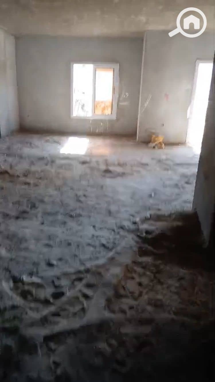 2 7958f474-ecbe-4984-a9e8-51e9914225aa. jpeg