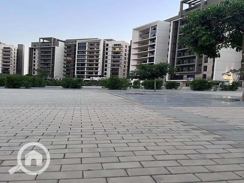 6 a989f3ca-85c8-4058-b58e-4d9622f18815. jpg