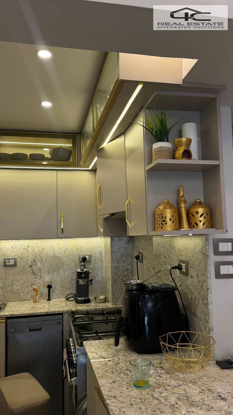 2 WhatsApp Image 2025-12-14 at 13.19. 22 (2). jpeg