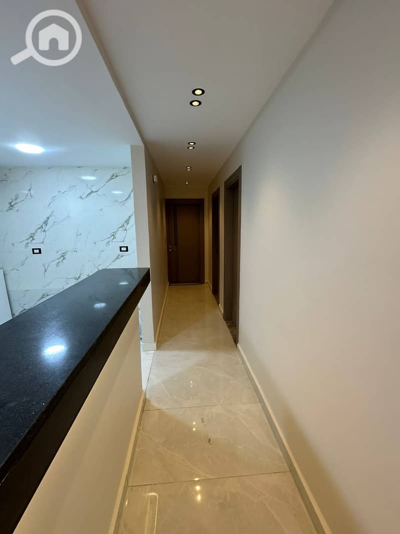 5 5f007a30-5778-4a0b-940c-67098c2459d5. jpeg