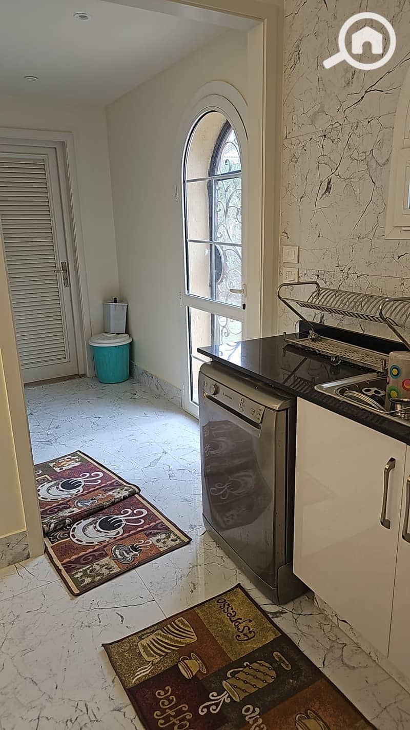 5 29436ab9-8876-4729-aab7-7c6b76884a9b. jpeg