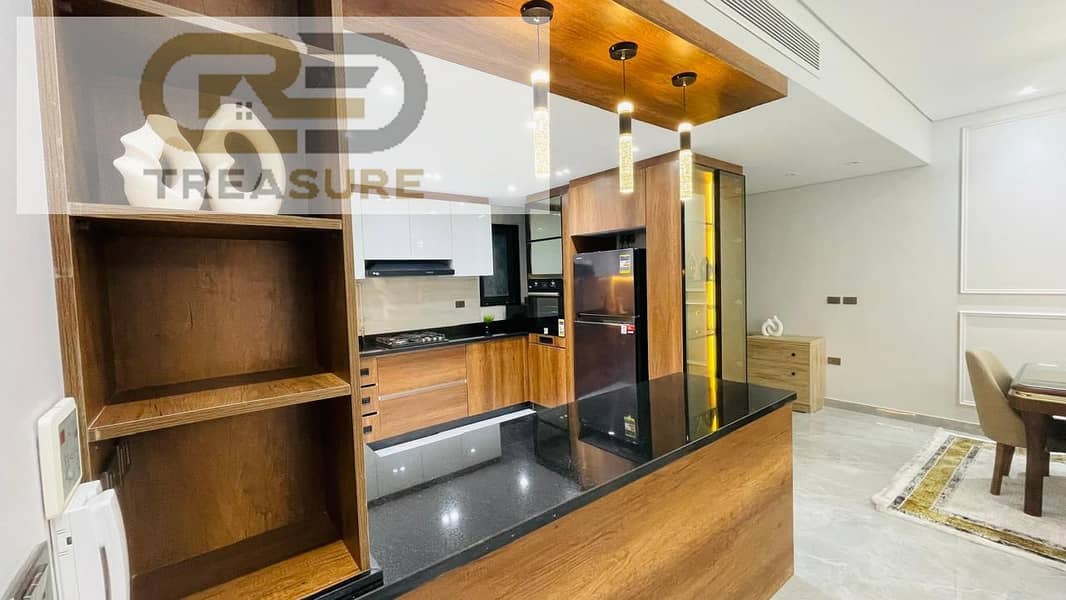 12 WhatsApp Image 2025-12-14 at 6.00. 12 PM (1). jpeg