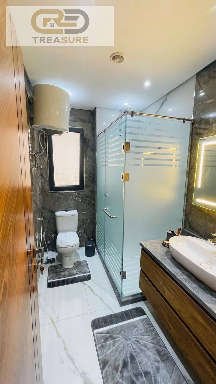 19 WhatsApp Image 2025-12-14 at 6.00. 14 PM (2). jpeg