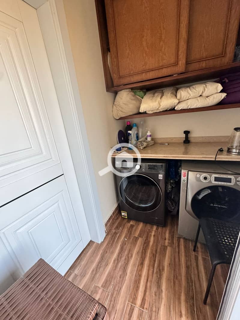 71 dc2d83bf-d753-44c6-a92e-aee20212a39b. jpeg