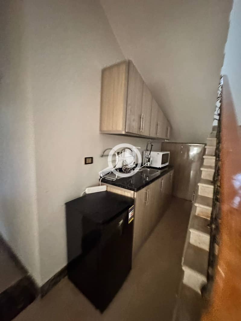 76 f7e13ecf-6bdf-40b1-bb64-bb96a6a2a1ba. jpeg