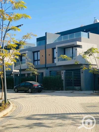 4 Bedroom Twin House for Sale in Sheikh Zayed, Giza - 597157186_1384536763396098_8928602325285975305_n. jpg