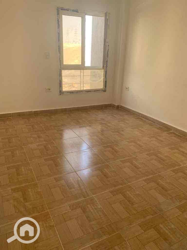 4 c98a0aa3-cdae-4df1-9491-6b7aa8c77271. jpg