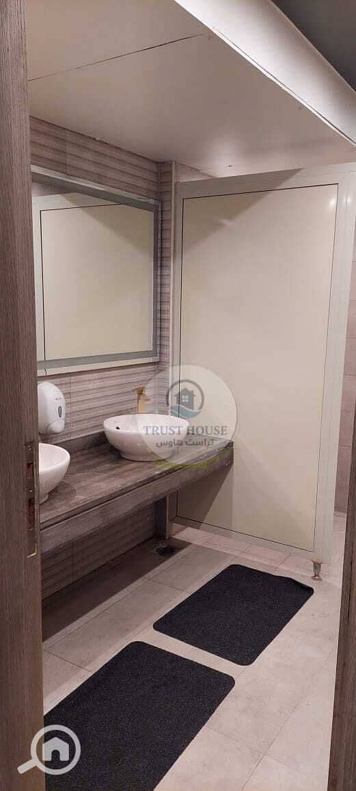 6 WhatsApp Image 2025-10-19 at 13.16. 30 (2). jpeg