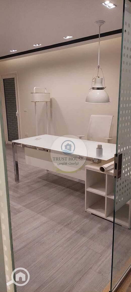 8 WhatsApp Image 2025-10-19 at 13.16. 30. jpeg